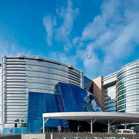 Pullman Istanbul Hotel & Convention Center-3