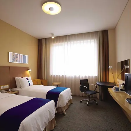 Holiday Inn Express Shanghai Zhenping By Ihg-2