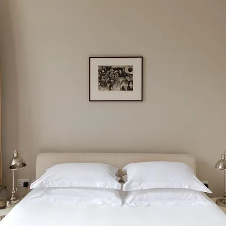 56 Welbeck Street-3