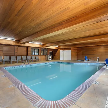 Best Western Cascade Inn & Suites-2