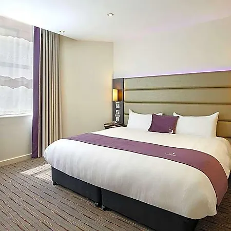 Premier Inn Milton Keynes Central-2