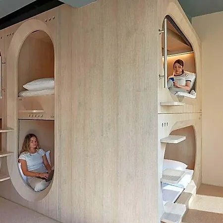 Kinn Capsule - Her Space, Female Only-2