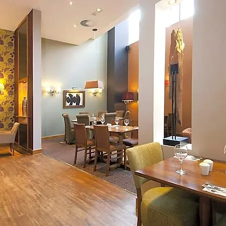 Premier Inn London City-2