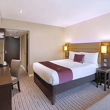 Premier Inn London City-3