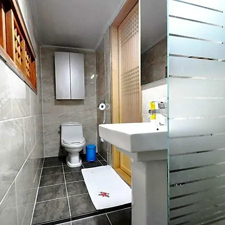Gallery Jin Hanok Guesthouse-2