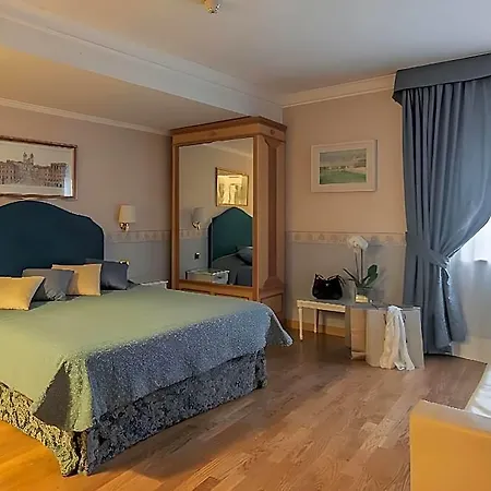 Cecil Hotel Rome-2