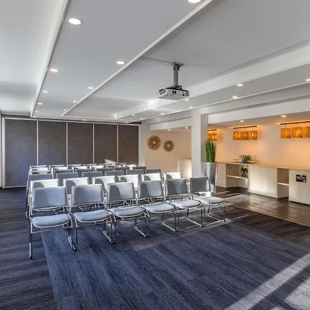 Novotel Luxembourg Kirchberg-3
