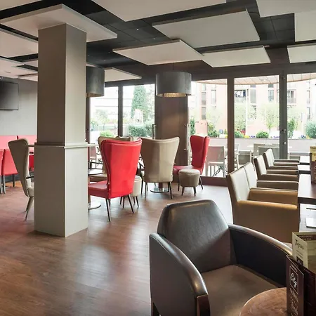 Ibis Styles Figueres Ronda-2