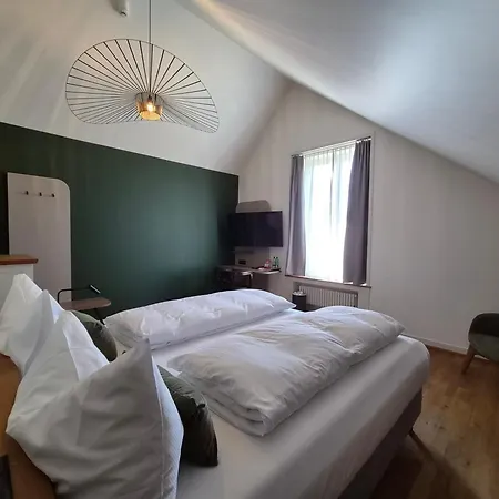 Hotel Im Schlosspark-2