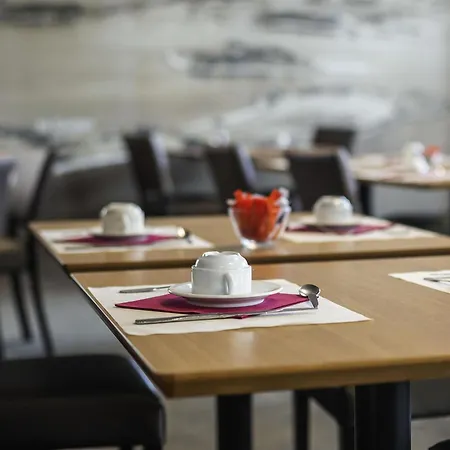 Mercure Vannes Le Port-3