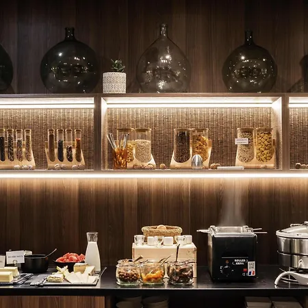 Mercure Grenoble Meylan-3