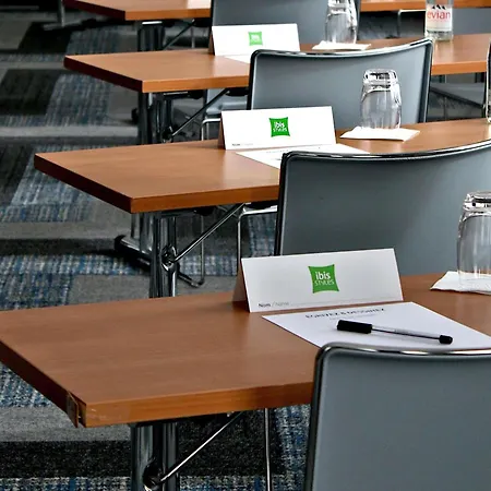 Ibis Styles Avignon Sud-2