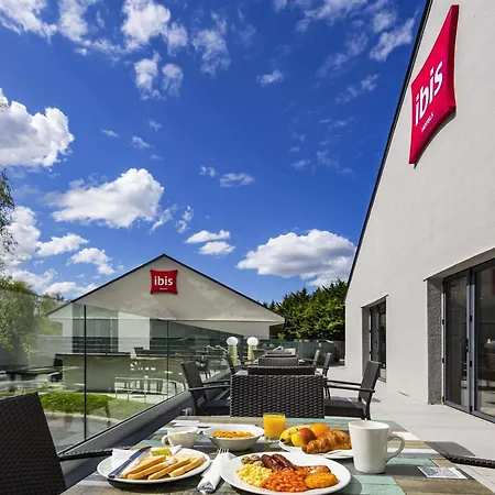 Ibis Plymouth-3