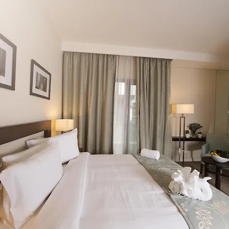The Parisian Hotel-2