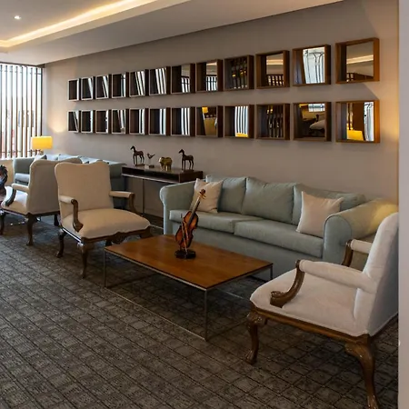 Hotel Palacio Azteca Tijuana, Trademark By Wyndham-3