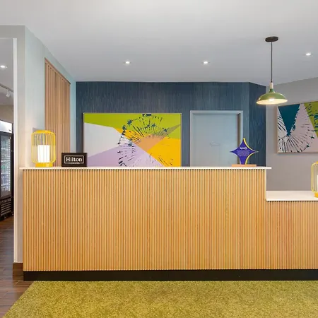 Spark By Hilton Owen Sound-2