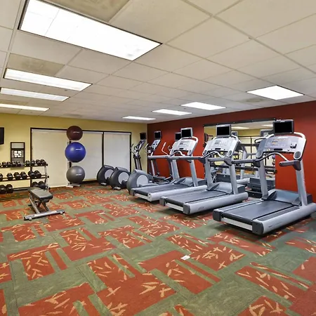 Courtyard By Marriott Springfield-3