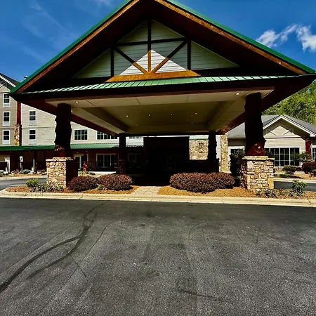 Hampton Inn & Suites Cashiers - Sapphire Valley-2