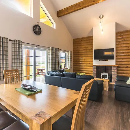 Hornsea Lakeside Lodges-3