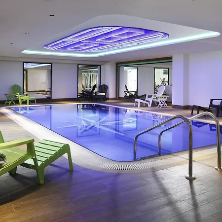 Ibis Styles Dubai Jumeira-2