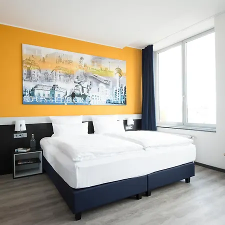 Carathotel Duesseldorf City-3