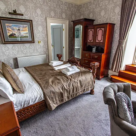 The Queens Hotel-3