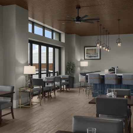 Embassy Suites By Hilton Wilmington Riverfront-2