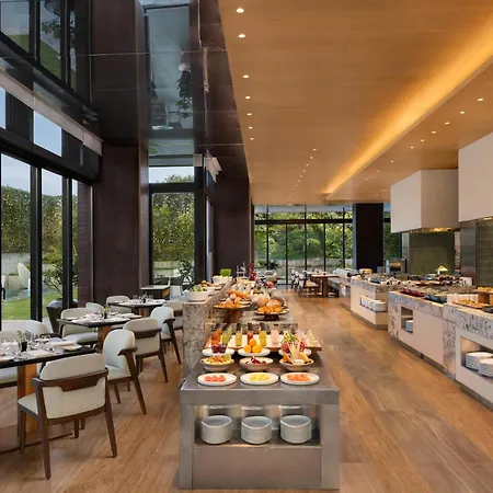 The Den Bengaluru, Lxr Hotels & Resorts-3