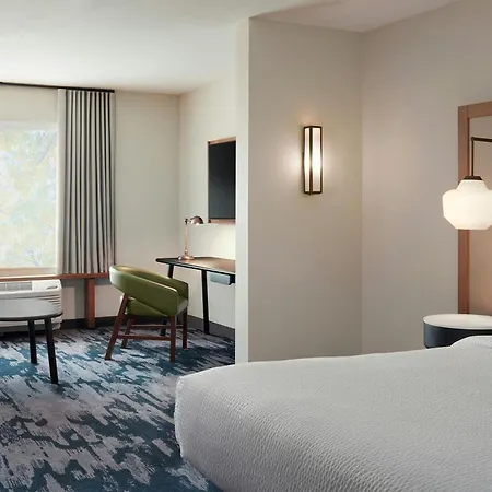 Fairfield By Marriott Inn & Suites Page-2
