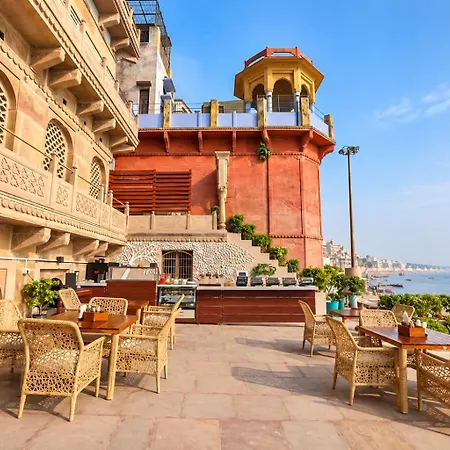 Guleria Kothi - Heritage By The Ganges-3