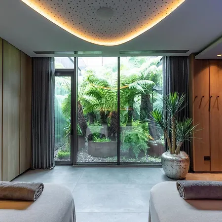 Quellenhof Luxury Resort Lazise-3