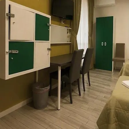 Leonardo Tourist House-2