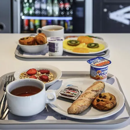 Ibis Budget Saint-Etienne Centre Gare Chateaucreux-2