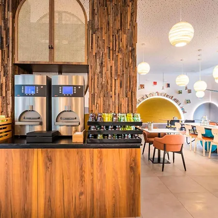 Ibis Styles Paris Meteor Avenue D'Italie-2