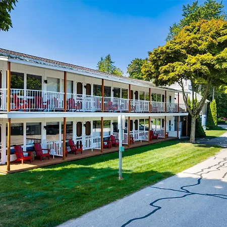 Spruce & Shore Motel-2