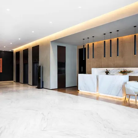 Novotel Bur Dubai - Healthcare City-2