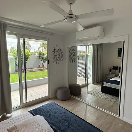 Tingeera Beachfront Apartments-2
