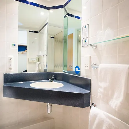 Holiday Inn Express Aberdeen City Centre By Ihg-3