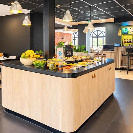 Campanile Prime Villejuif-3