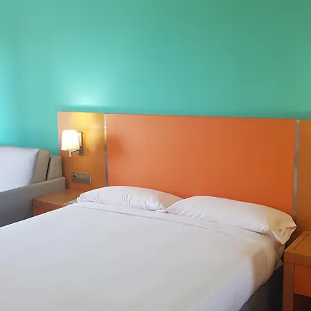 Hotel Chatur Costa Caleta-3