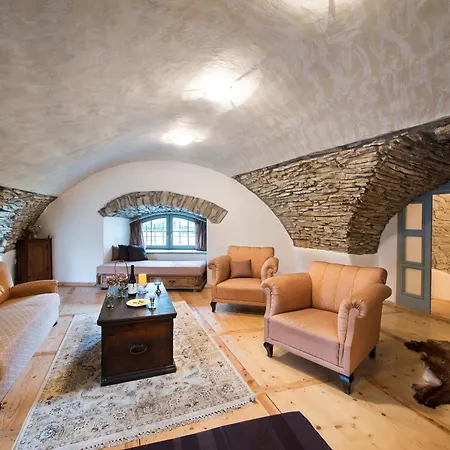 Chateau Grandcastle-2
