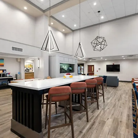 Hampton Inn & Suites Harlingen-3