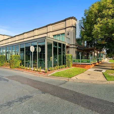 Quality Hotel Parklake Shepparton-3