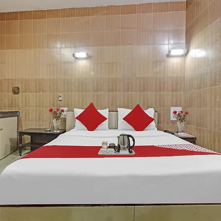 Super Hotel O Rajdoot Near Phoenix Palladium-3