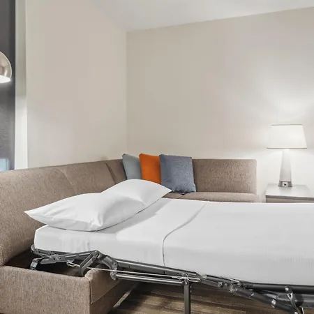 Hyatt House Orlando International Drive-3