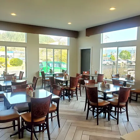 Best Western Salbasgeon Inn & Suites-2