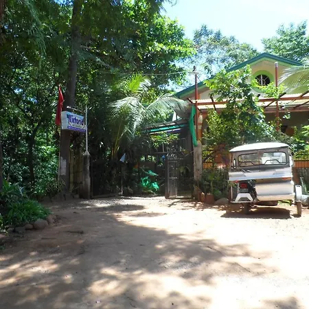Victoria Guest House And Cottages-3