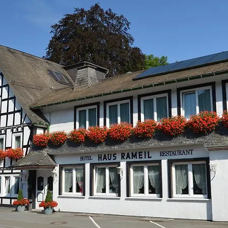 Hotel Haus Rameil-2