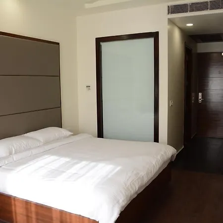 Green Hotel & Restaurant-3