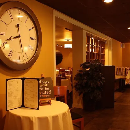 Macaluso'S At The Lantern Lodge-2